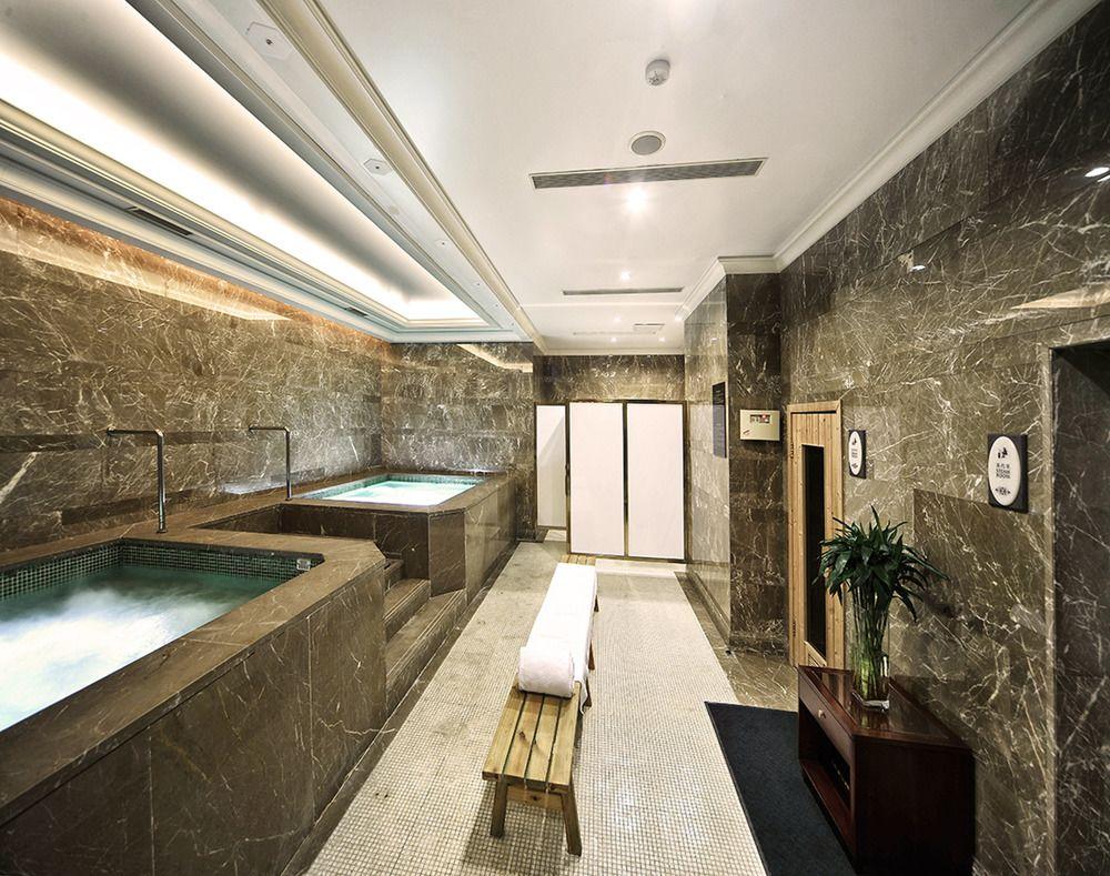 Grand - Nanjing Road 5*