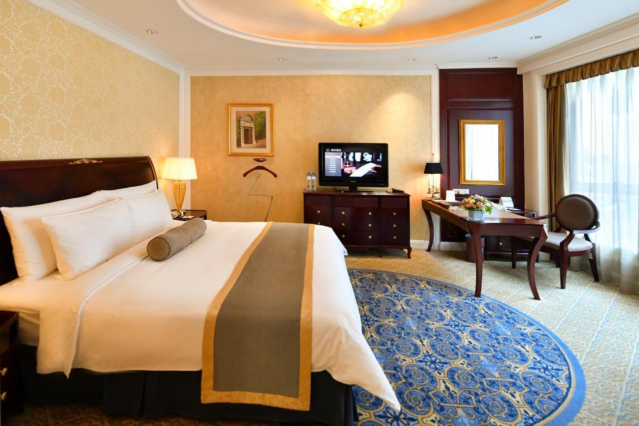 Grand - Nanjing Road 5*