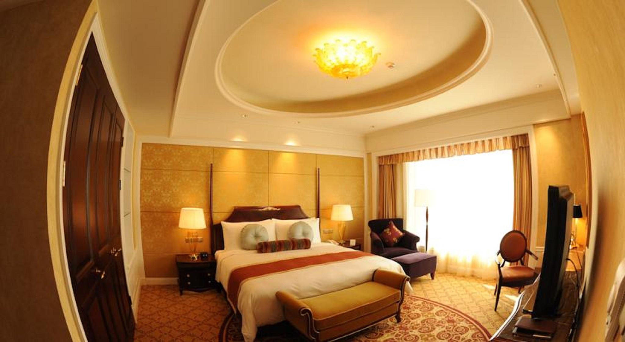 Grand - Nanjing Road Hotel