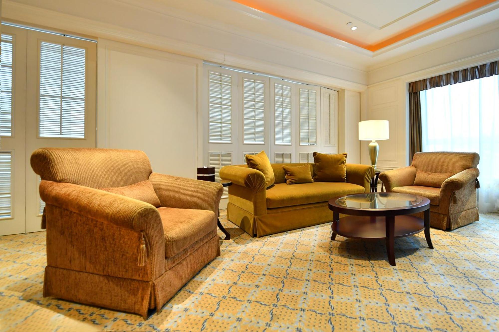 Grand - Nanjing Road Hotel 5*